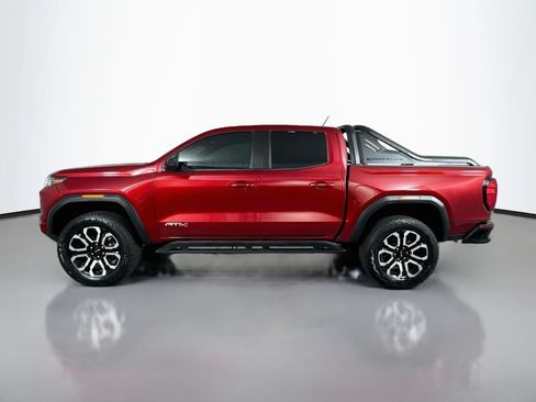 Used 2025 GMC Canyon AT4 w/ Nightfall Edition AWD/4WD image 9