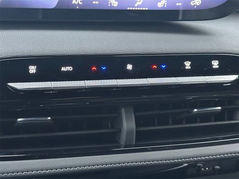 New 2026 Buick Enclave Preferred w/ Power Package image 29