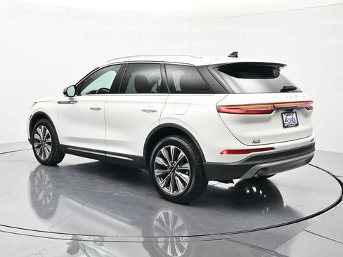 Used 2022 Lincoln Corsair Reserve w/ Elements Package FWD image 7