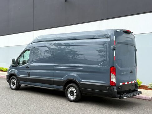 Used 2020 Ford Transit 250 148 High Roof Extended RWD image 4