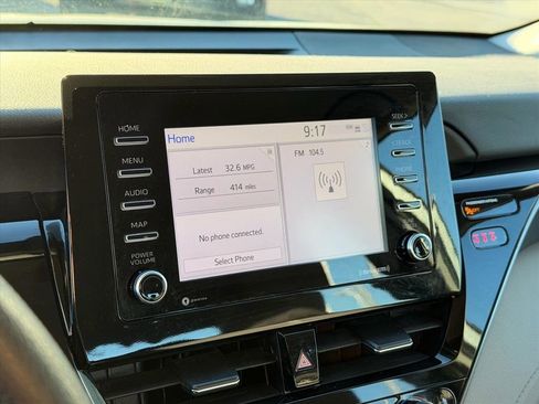 Used 2022 Toyota Camry LE image 16