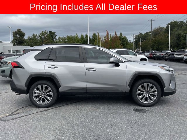 Used 2023 Toyota RAV4 XLE Premium AWD/4WD image 6