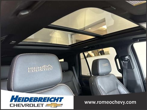 Used 2023 Chevrolet Tahoe High Country w/ Premium Package AWD/4WD image 36