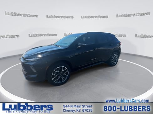Used 2025 Chevrolet Blazer RS FWD image 4