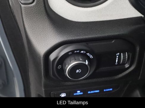 Used 2024 Jeep Wrangler Unlimited w/ Convenience Group AWD/4WD image 16
