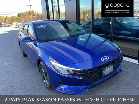 Used 2022 Hyundai Elantra SEL w/ Cargo Package image 1