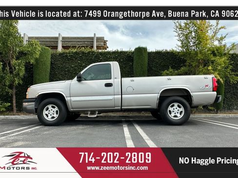 Used 2004 Chevrolet Silverado 1500 LS w/ Light Duty Power Package AWD/4WD image 11