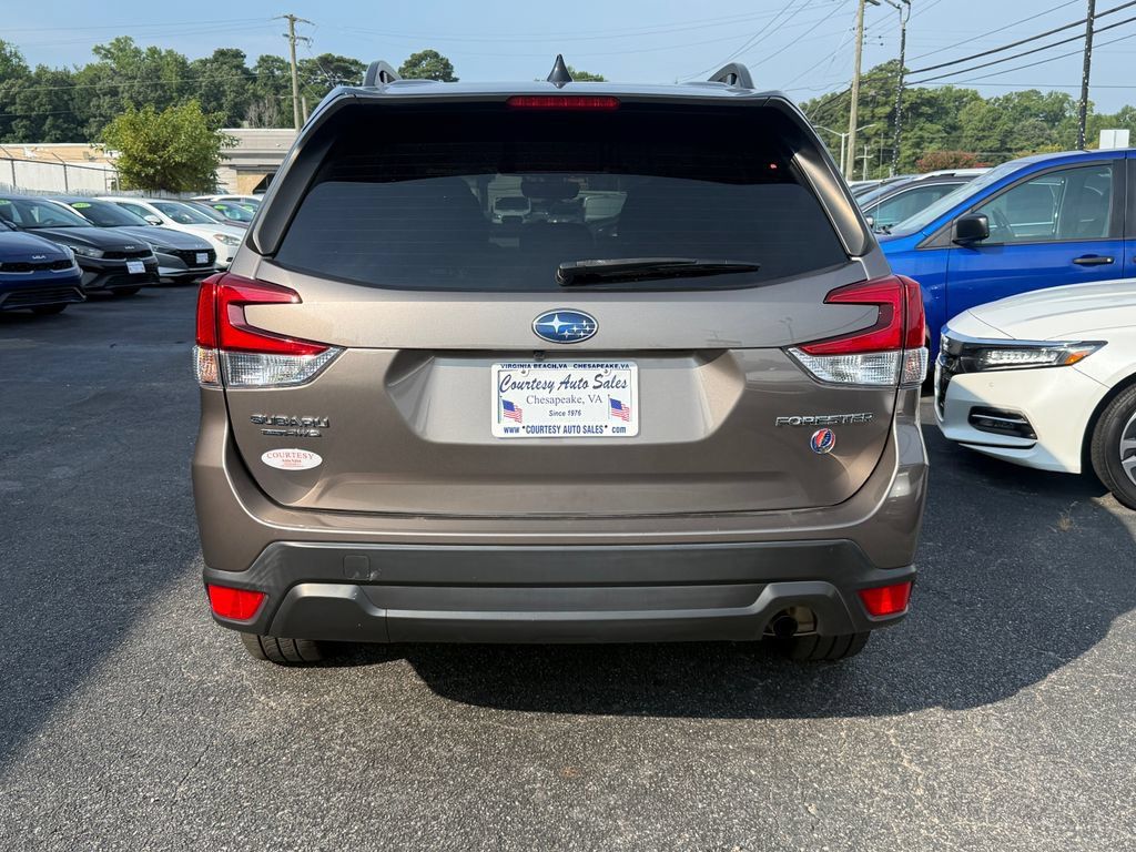 Used 2024 Subaru Forester Premium AWD/4WD image 10