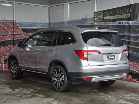 Used 2022 Honda Pilot Touring image 5