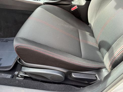 Used 2013 Subaru Impreza WRX Hatchback image 41