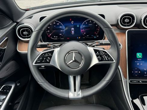 Used 2025 Mercedes-Benz C 300 4MATIC Sedan image 23