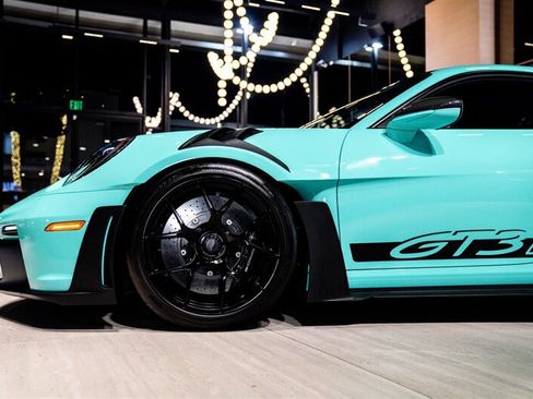 Used 2024 Porsche 911 GT3 RS w/ Weissach Package RWD image 15