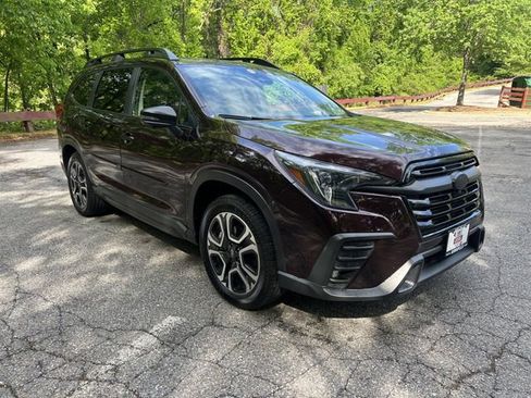 Used 2023 Subaru Ascent Touring AWD/4WD image 1