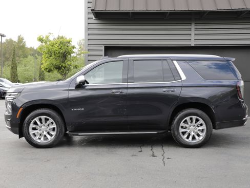 Used 2025 Chevrolet Tahoe Premier AWD/4WD image 5