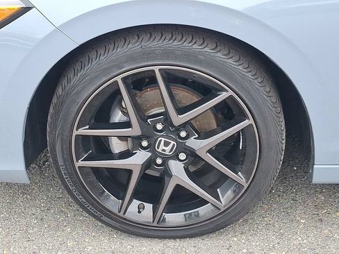 Used 2024 Honda Civic Sport Touring image 8