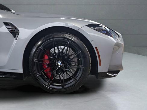 Used 2021 BMW M4 Competition w/ M Carbon Exterior Package image 11