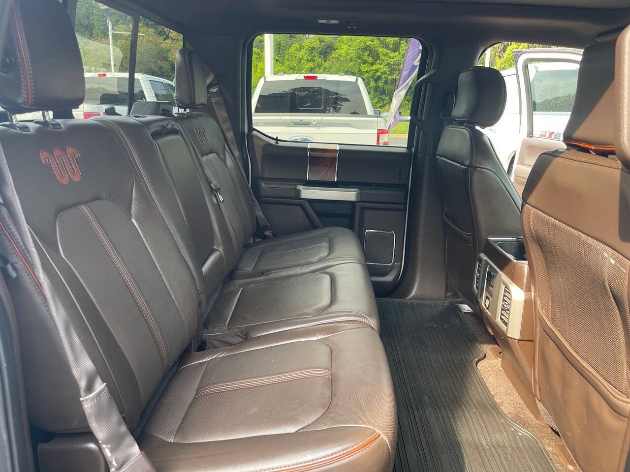 Used 2016 Ford F150 King Ranch w/ Equipment Group 601A Luxury AWD/4WD image 32