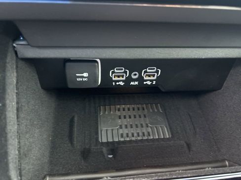 New 2026 Jeep Grand Wagoneer Summit image 45