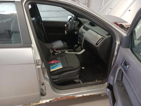 Used 2008 Ford Focus SES FWD image 29