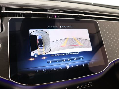 Used 2024 Mercedes-Benz E 350 4MATIC Sedan image 6