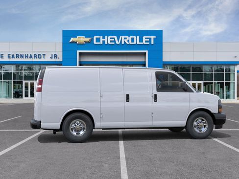 New 2025 Chevrolet Express 2500 w/ Driver Convenience Package image 7