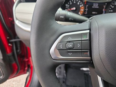 Used 2025 Jeep Compass Limited AWD/4WD image 25
