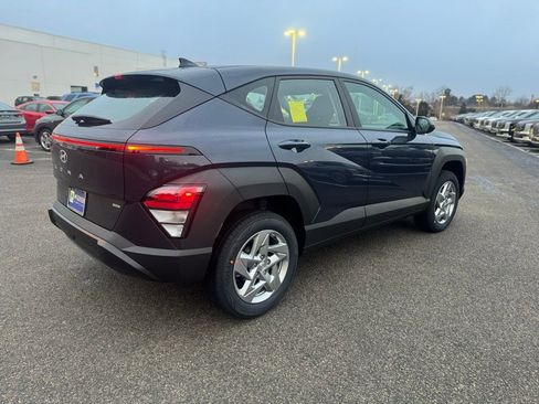 New 2026 Hyundai Kona SE image 3