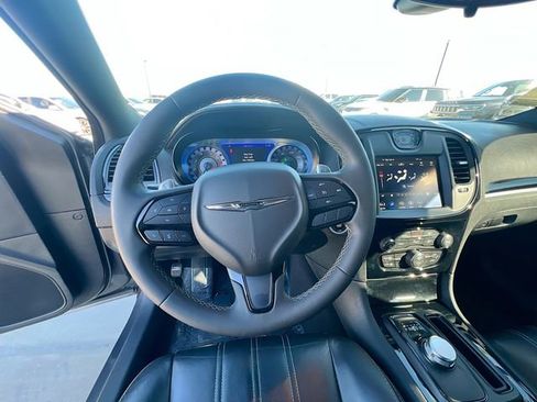 Used 2023 Chrysler 300 S image 13