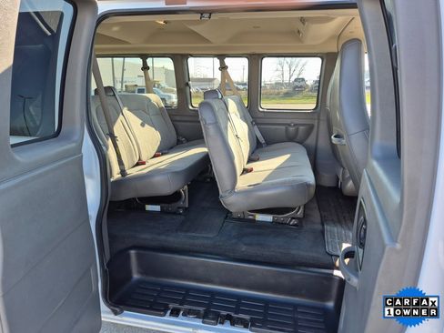 Used 2016 Chevrolet Express 3500 LT w/ LT Preferred Equipment Group image 18