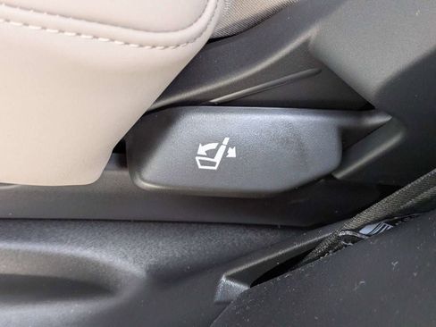 New 2026 Volvo XC90 B5 Core image 17