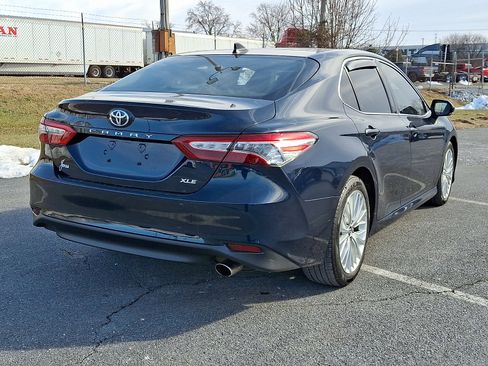 Used 2019 Toyota Camry XLE w/ Navigation Package image 6