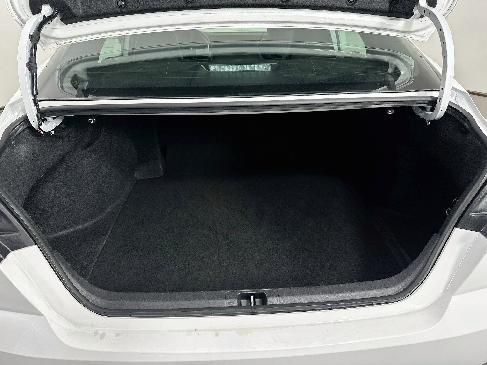 Used 2025 Toyota Camry SE FWD image 23