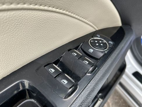 Used 2015 Ford Fusion Titanium image 27