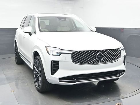 New 2026 Volvo XC90 B6 Ultra w/ Protection Package image 2