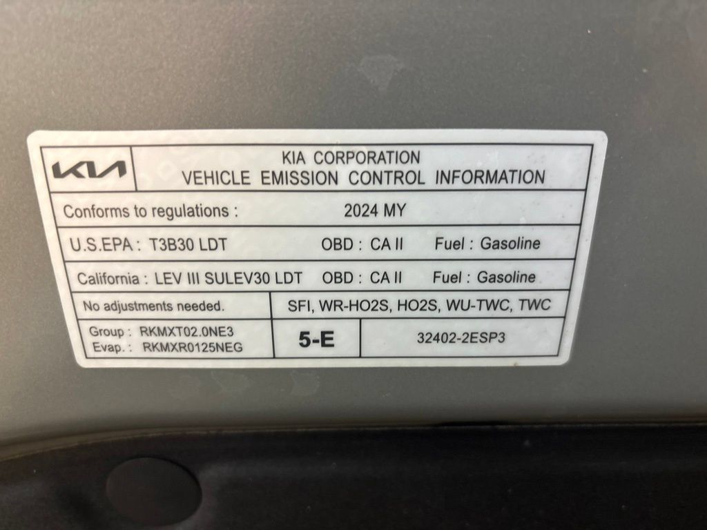 Used 2024 Kia Seltos S AWD/4WD image 39