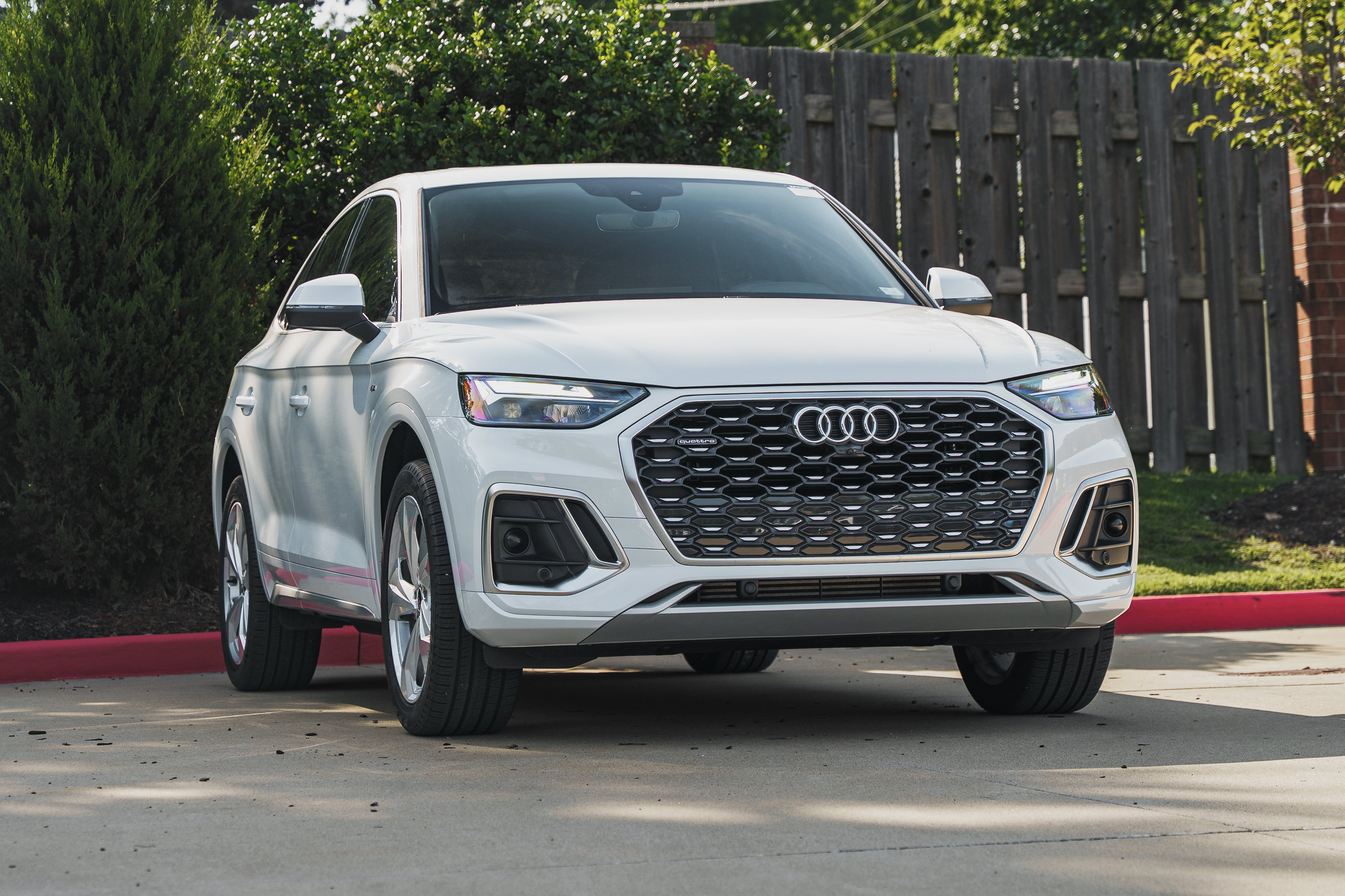 Certified 2025 Audi Q5 2.0T Premium Plus w/ Premium Plus Package AWD/4WD image 1