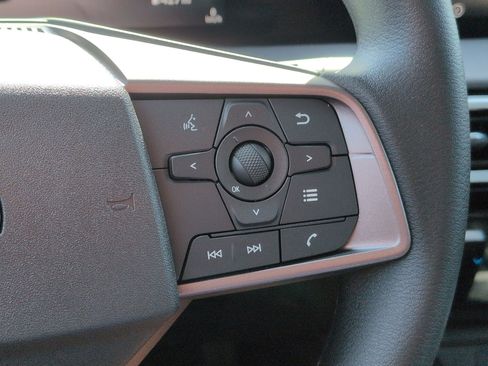 New 2026 Nissan Sentra SV w/ Floor Mat Package FWD image 15