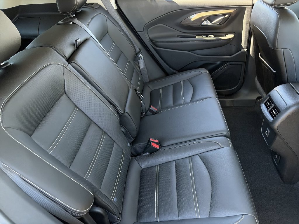 Used 2023 GMC Terrain Denali AWD/4WD image 29