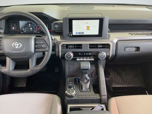 Used 2026 Toyota Tacoma SR5 AWD/4WD image 9