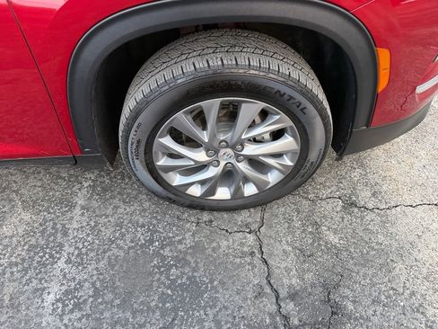 Certified 2025 Buick Enclave Preferred image 30