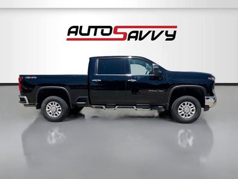 Used 2024 Chevrolet Silverado 2500 LTZ w/ LTZ Plus Package AWD/4WD image 8