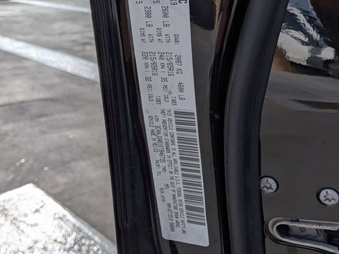 Used 2019 Jeep Compass Sport image 18