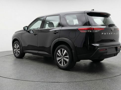 Used 2025 Nissan Pathfinder SV FWD image 6