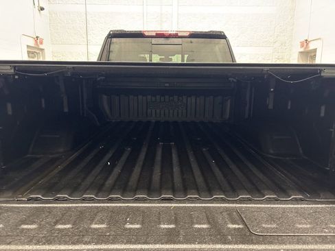 Used 2021 Chevrolet Silverado 3500 High Country image 5