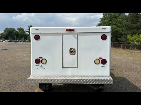 Used 2019 Chevrolet Silverado 2500 W/T AWD/4WD image 24