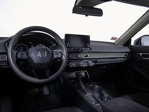 Used 2023 Honda Civic LX image 13