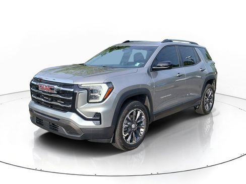 Used 2025 GMC Terrain Elevation w/ Elevation Premium Package AWD/4WD image 4