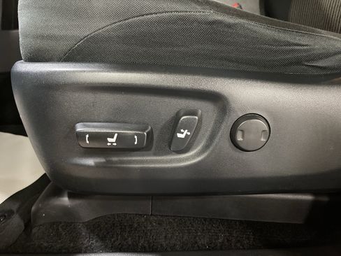 Used 2023 Toyota 4Runner TRD Off-Road image 10