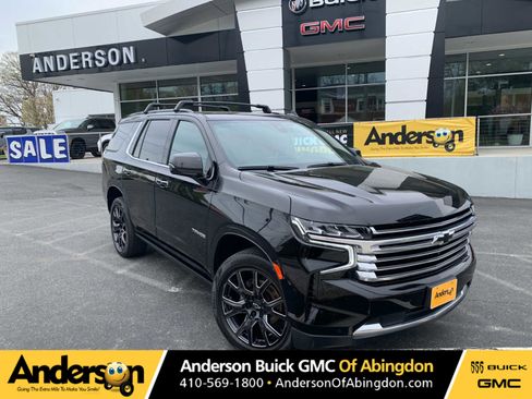 Used 2022 Chevrolet Tahoe High Country w/ Premium Package 2 AWD/4WD image 1