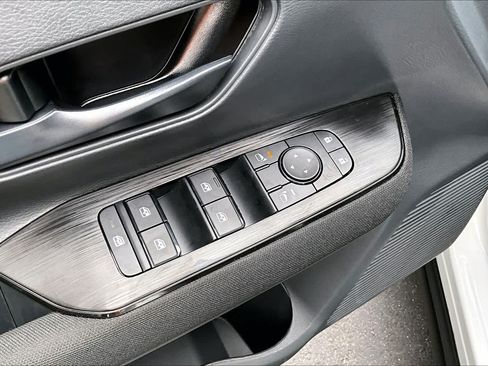 New 2026 Nissan Kicks S FWD image 19